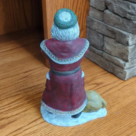 Ceramic Santa Lion and Lamb - Picture 2 of 4